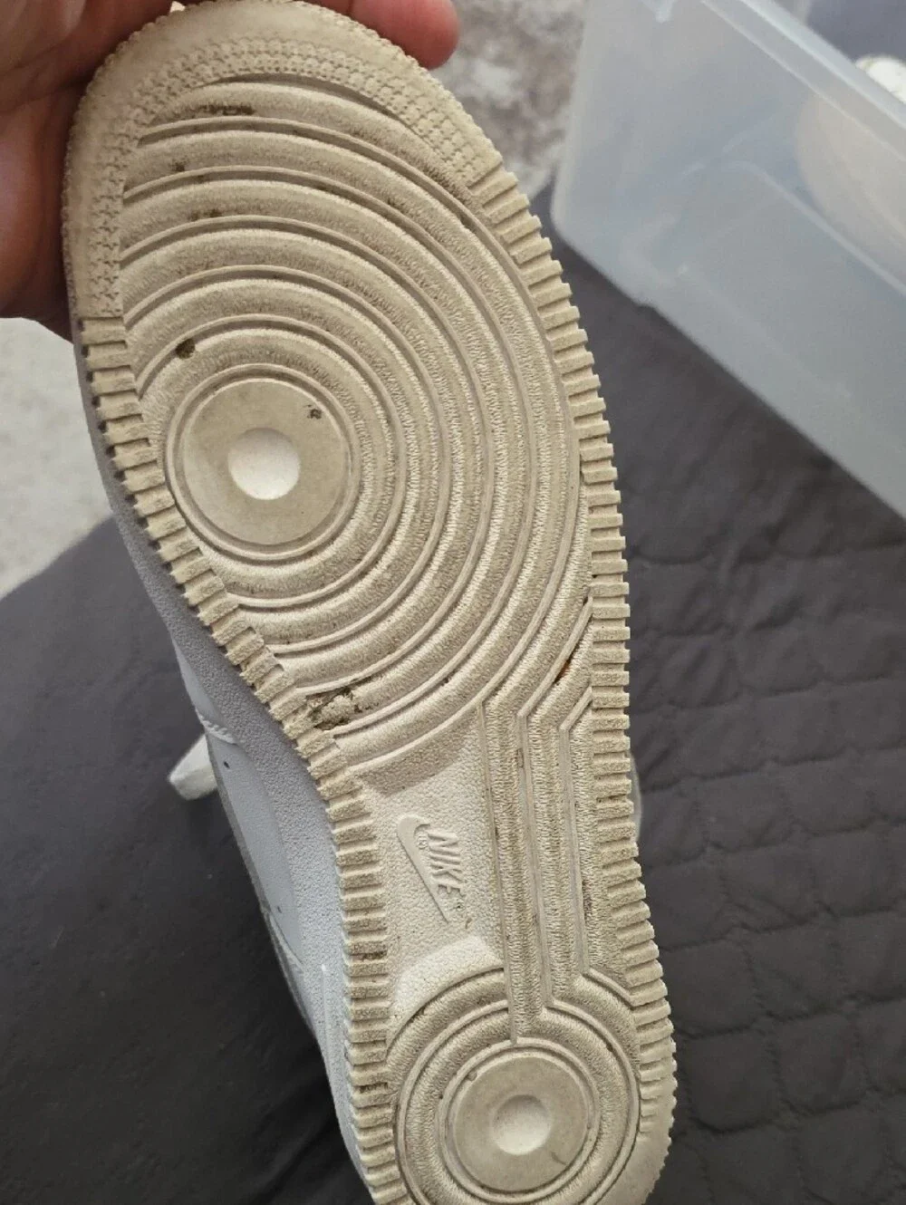 Nike Men's Off-White/Beige Leather Low-Top Sneaker